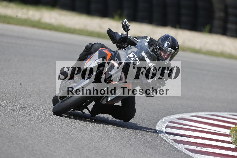 /Archiv-2025/49 26.08.2025 Cornu Master School ADR/gruen-vert/26